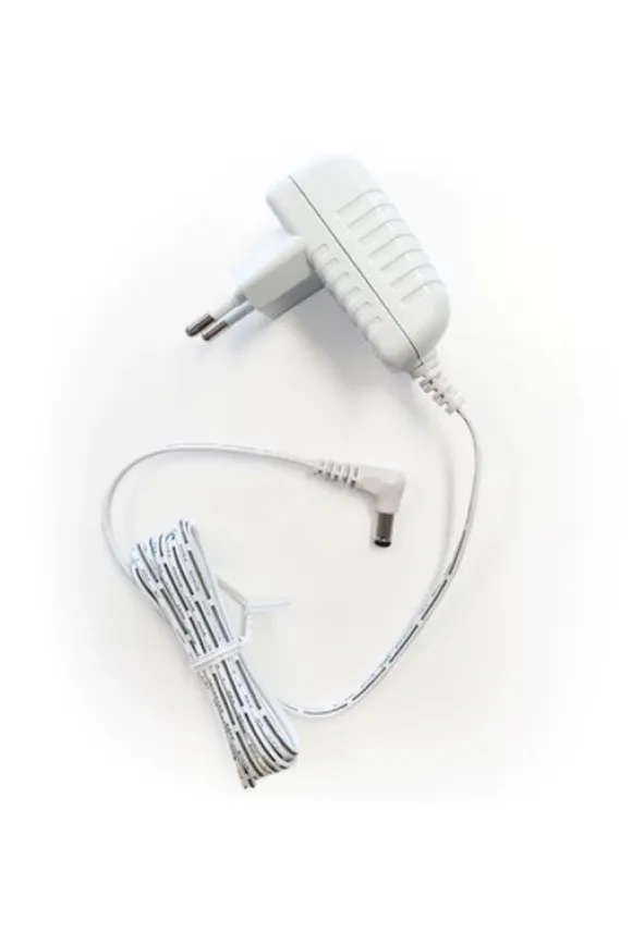 Adapteri (valkoinen)