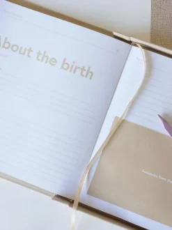 Design Letters - Baby´s First Book Vol 2 vauvakirja - Beige