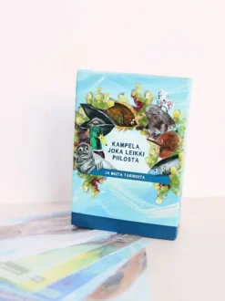 3 satukorttipakkaa pakettihintaan